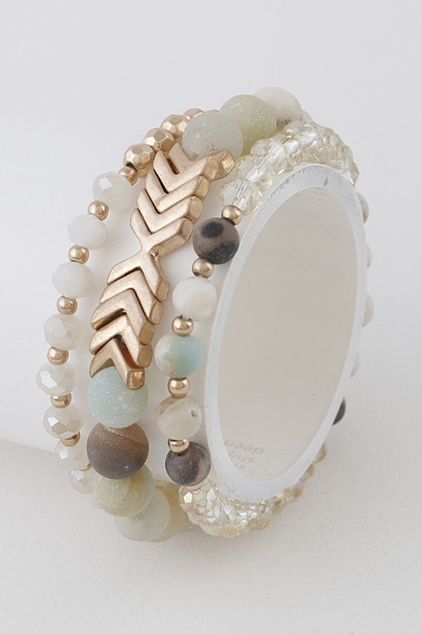 Tassels & Beads Bracelet Set- Pink & Gold | Beaded bracelets, Beaded  tassels, Bracelet set